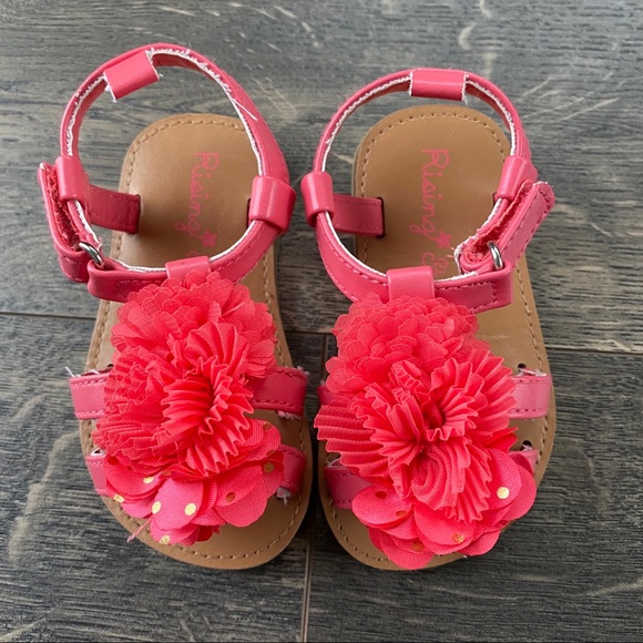 Rising Star Baby/Toddler Sandals size 3-4 - Picture 1 of 9